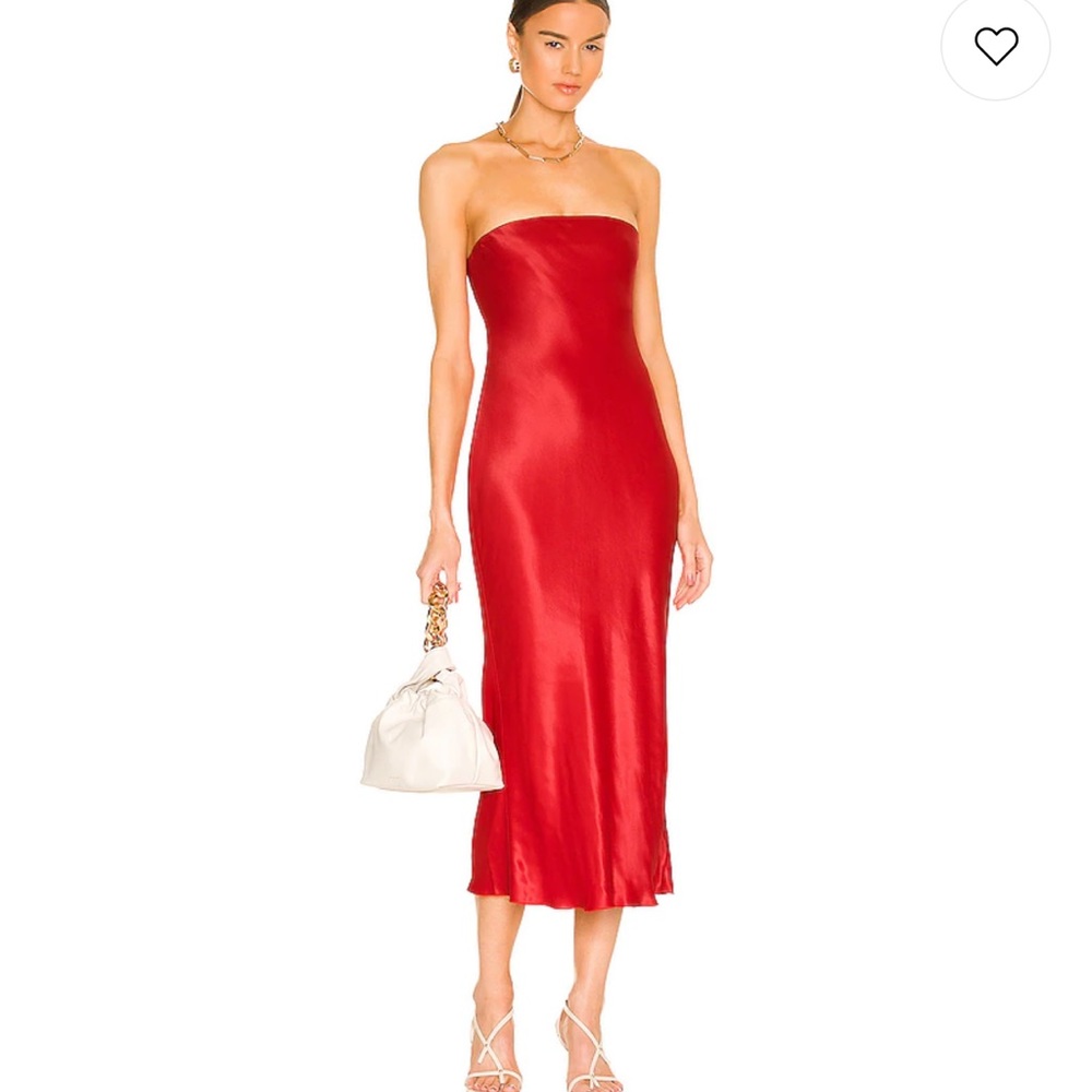Oxly Midi Dress in Red
L'Academie